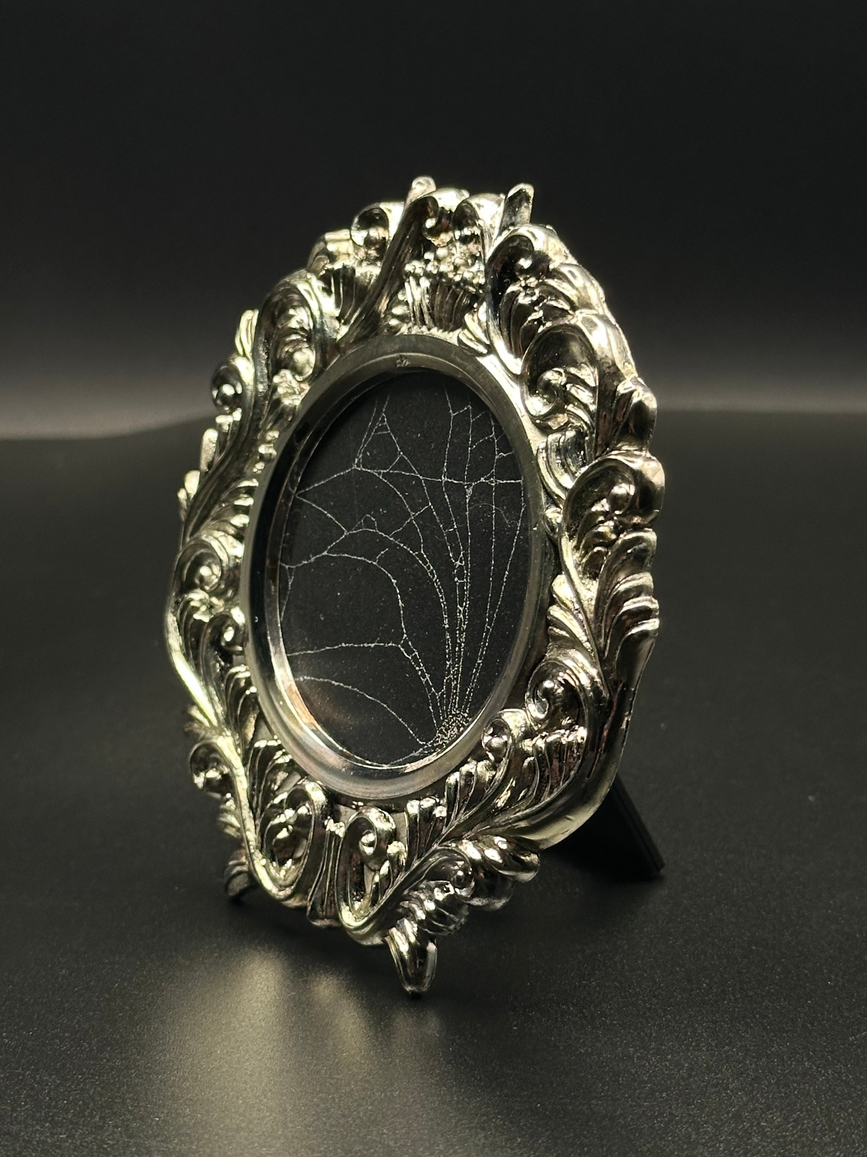 Vintage Mini Spiderweb Frame
