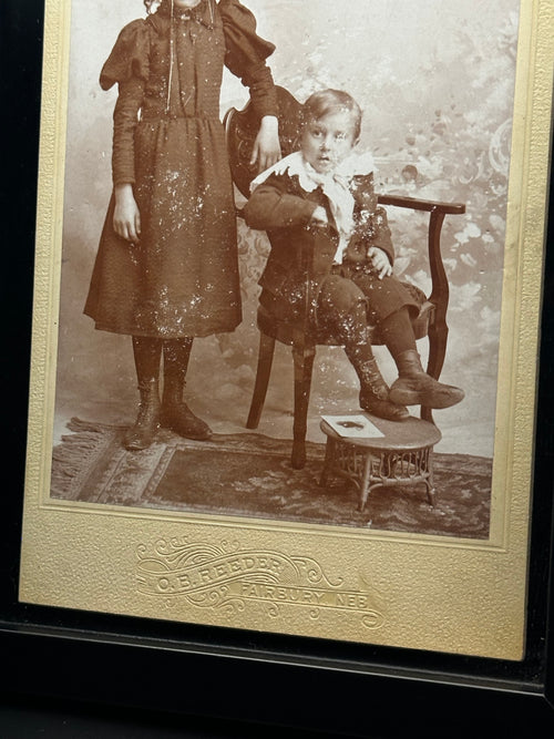 Antique Victorian cabinet card photo