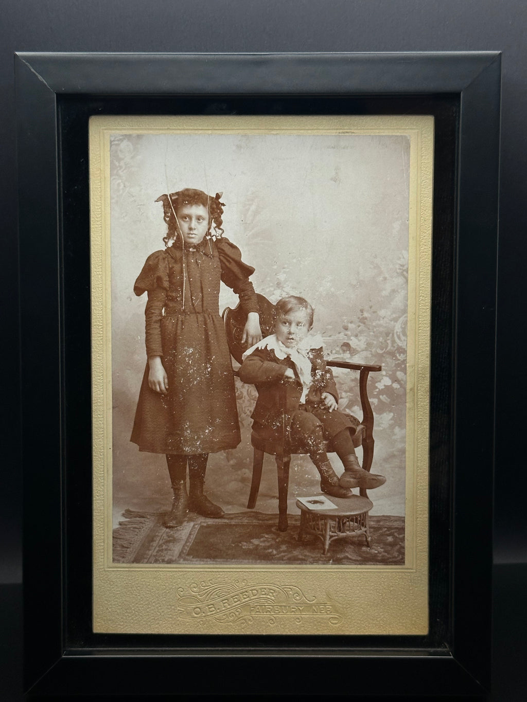 Antique Victorian cabinet card photo
