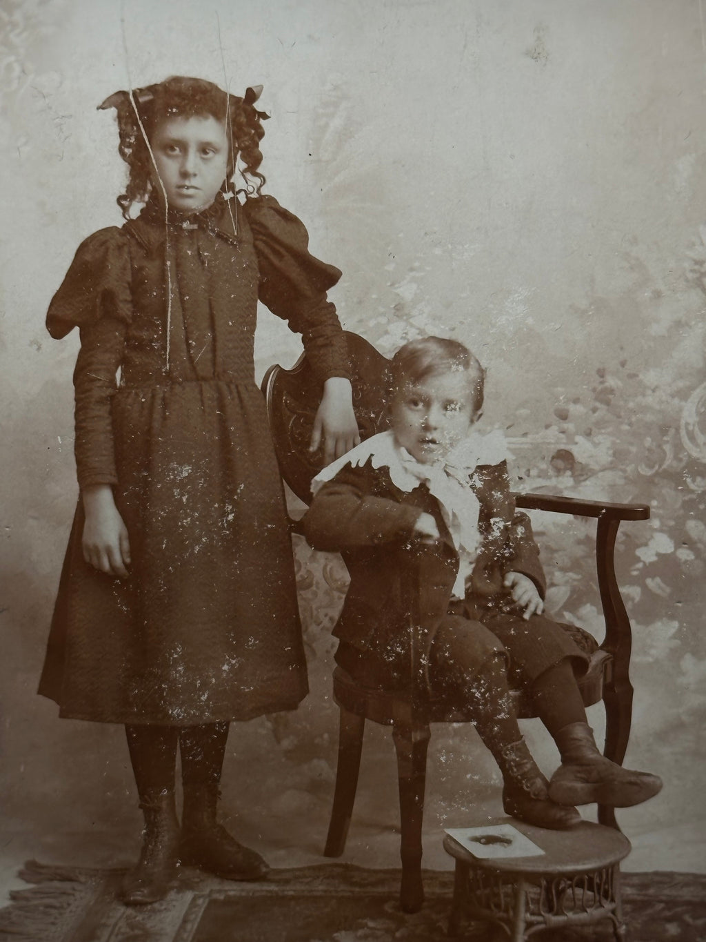 Antique Victorian cabinet card photo